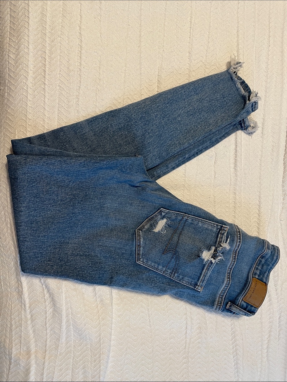 American Eagle Outfitters Women's Medium Blue Distressed Jeggings
